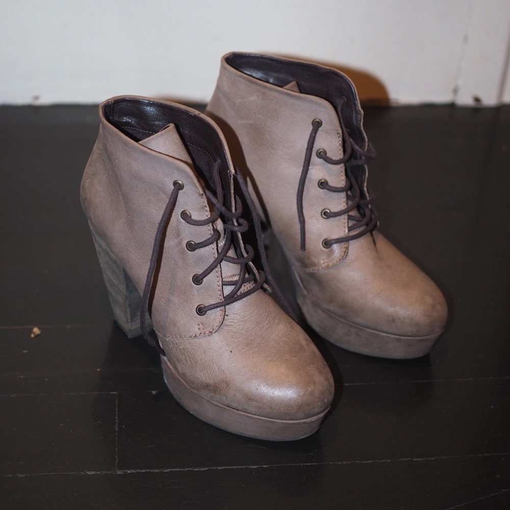 Steve Madden Lace Up Heels